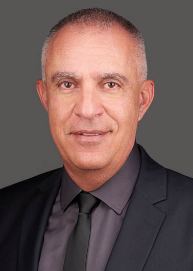 צילופ פנים של פרופסורעמי מויאל